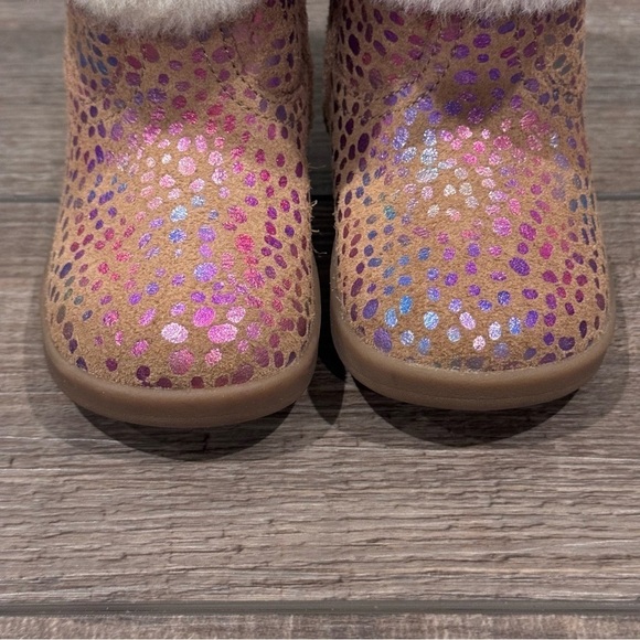 Ugg Jorie Spots Metallic Rainbow Shimmering Lined Sheepskin Boot Baby SZ 4/5 EUC - Picture 11 of 14